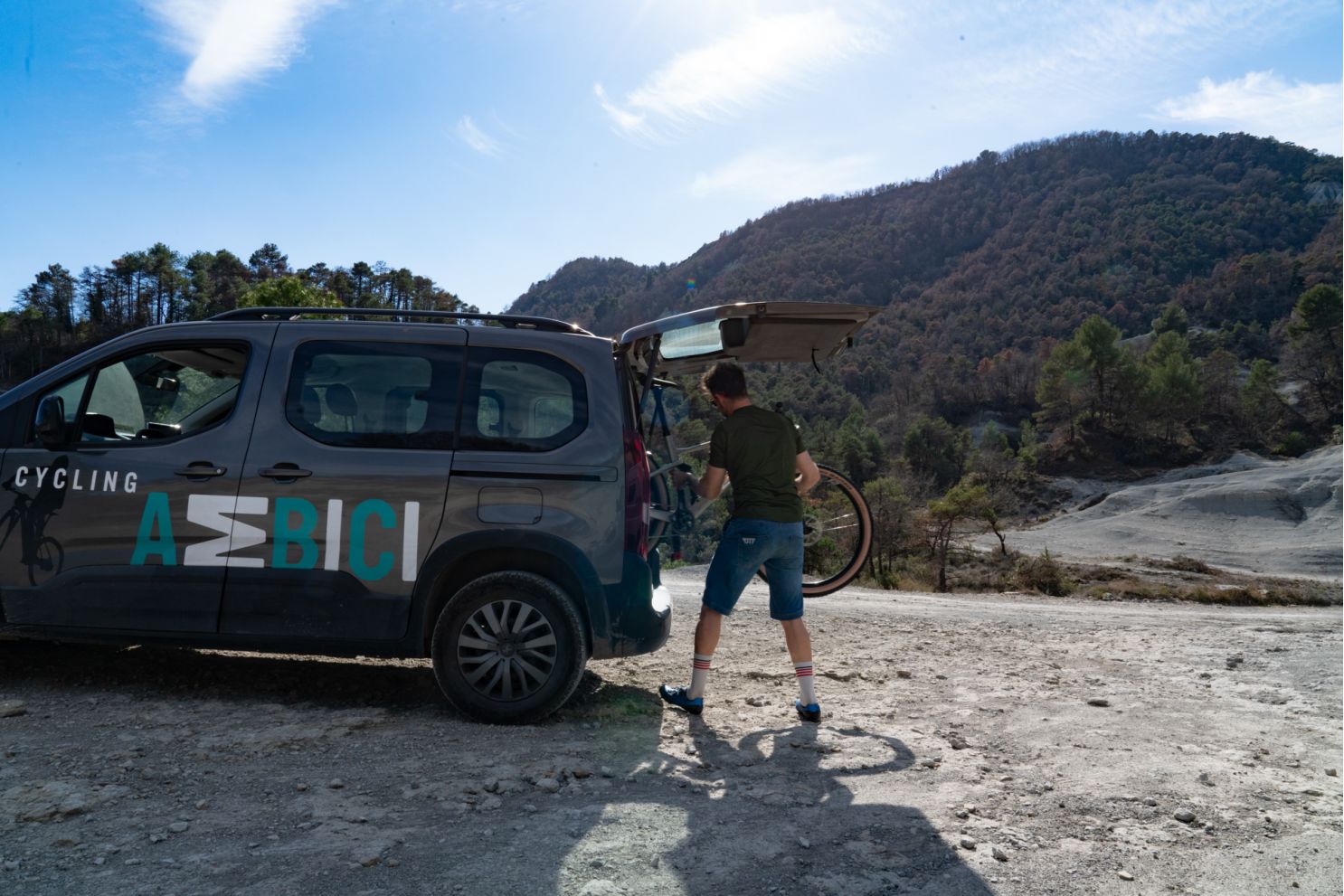 Sortides i sessions personalitzades amb bicicleta tant de carretera com de muntanya